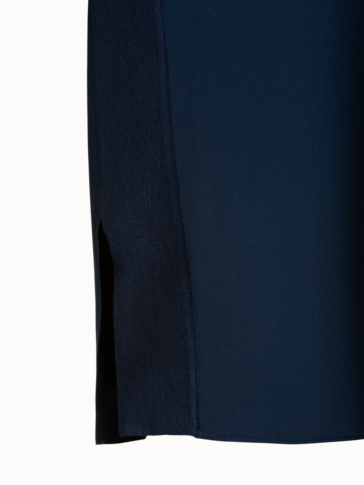 AKRIS Knit Capsleeve Tunic With Silk Front - Image 5