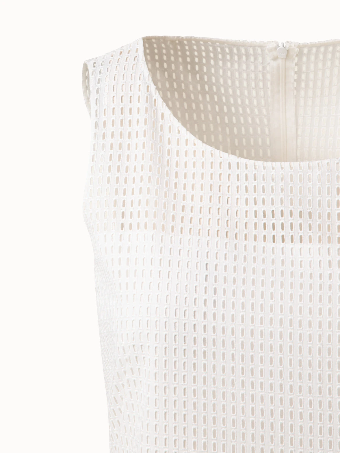 AKRIS Cotton Broderie Anglaise Patchwork Sheath Dress - Image 3