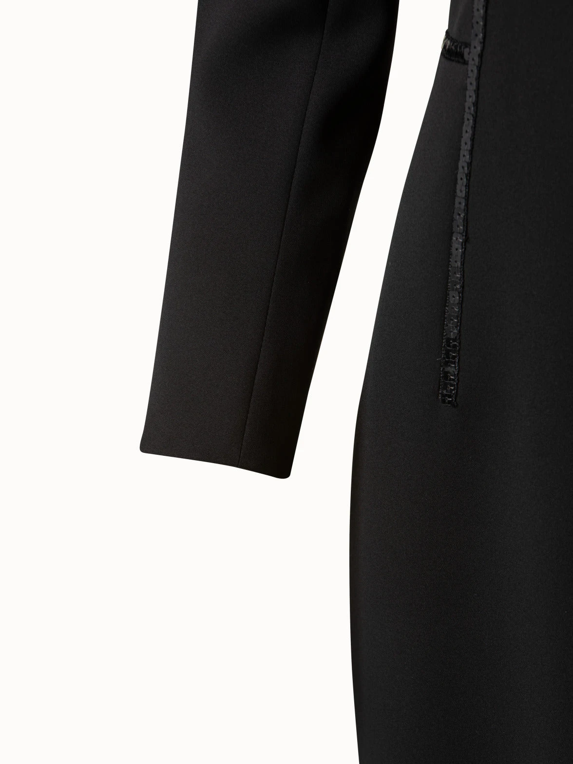 AKRIS Silk Crêpe Fitted Sheath Dress With Sequins Piping - Image 5