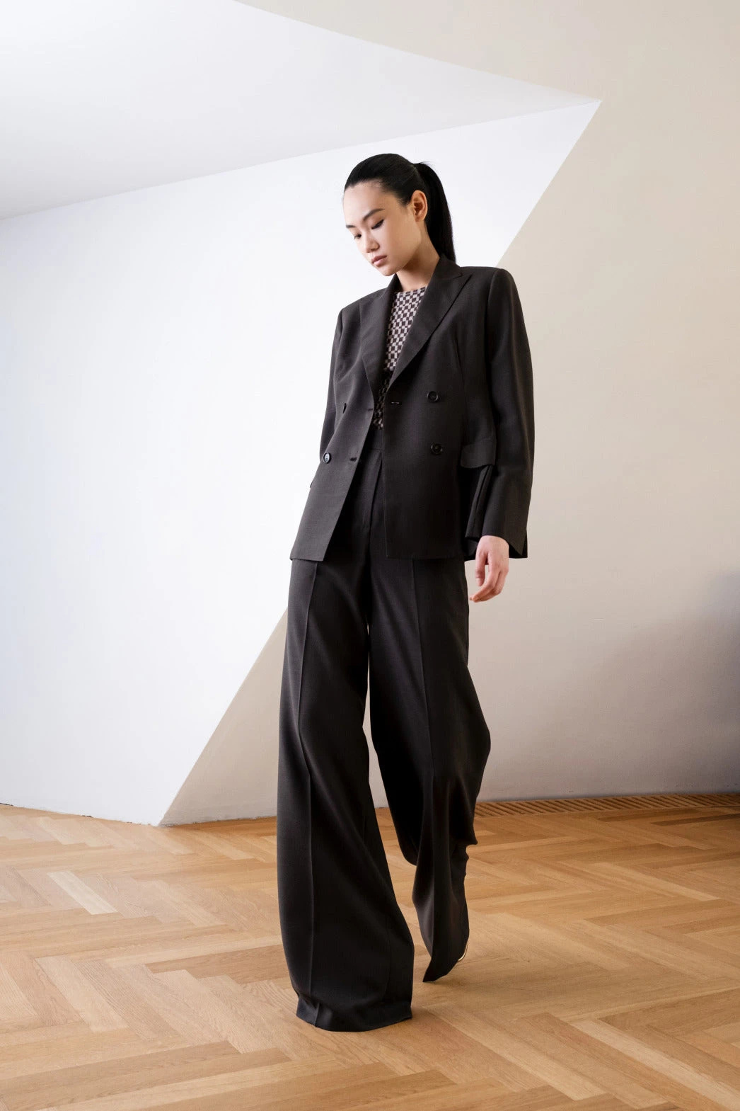 AKRIS Cool Wool Straight Leg Pants - Image 2